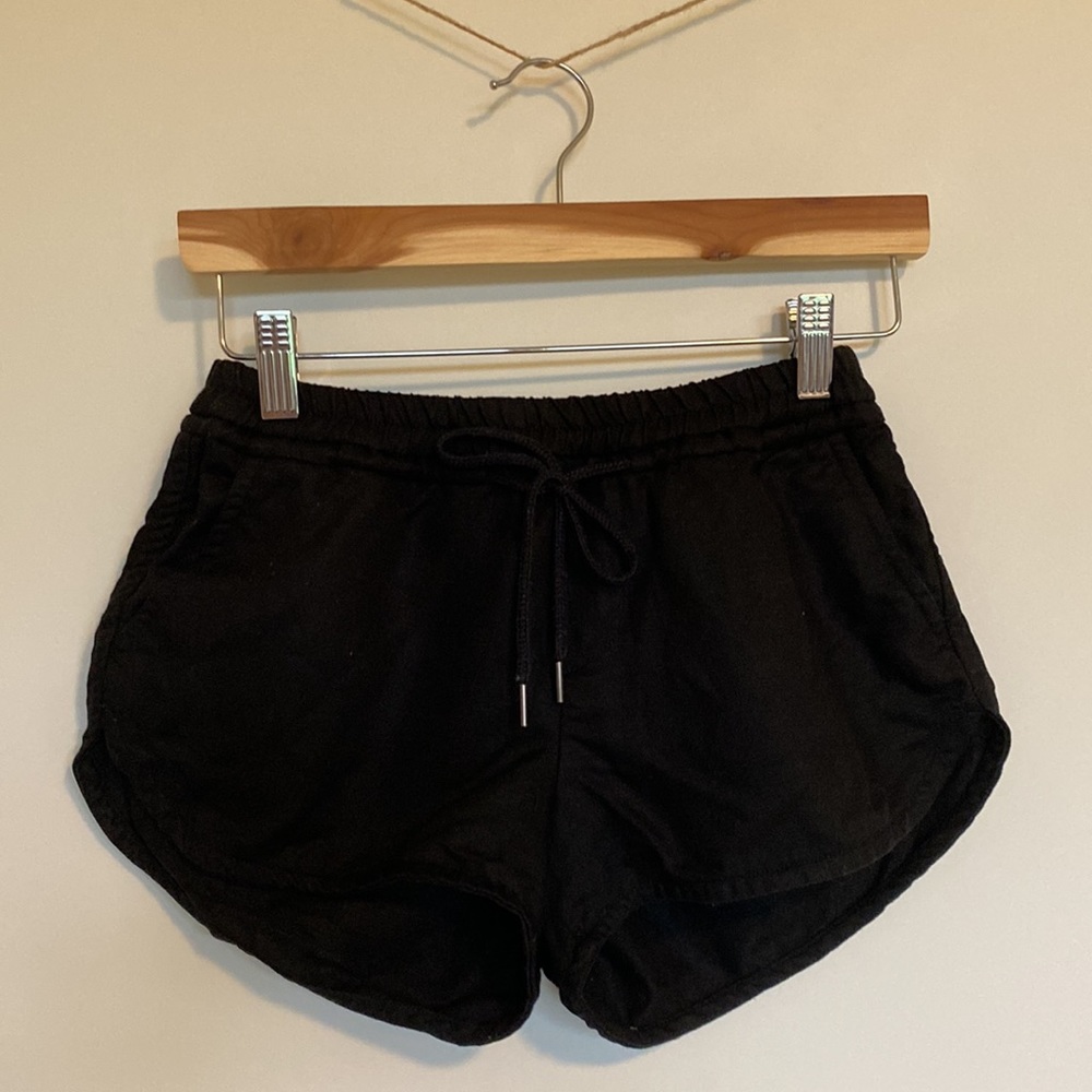 Aritzia Community Shorts